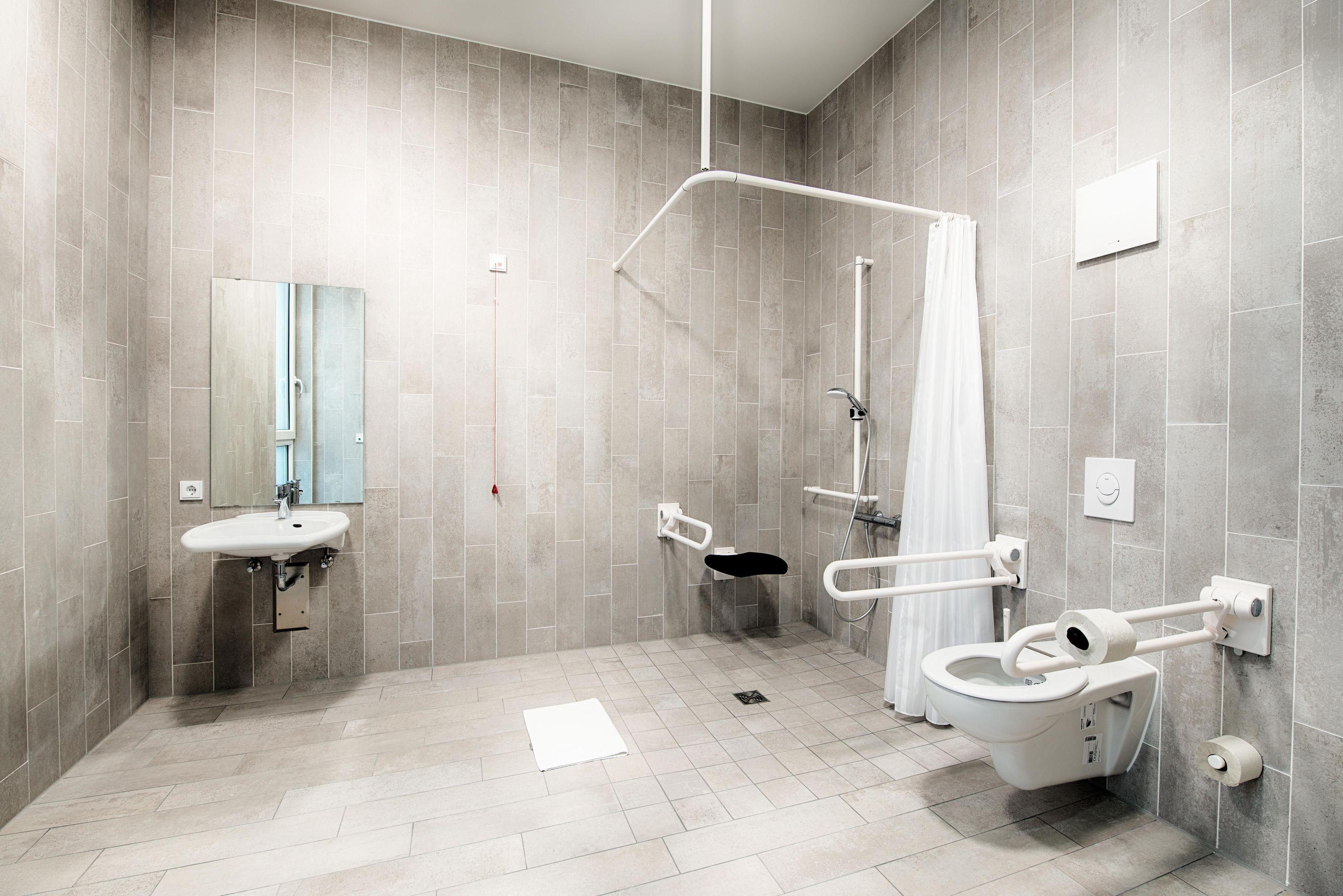 B&B Hotel Rostock City-West Extérieur photo