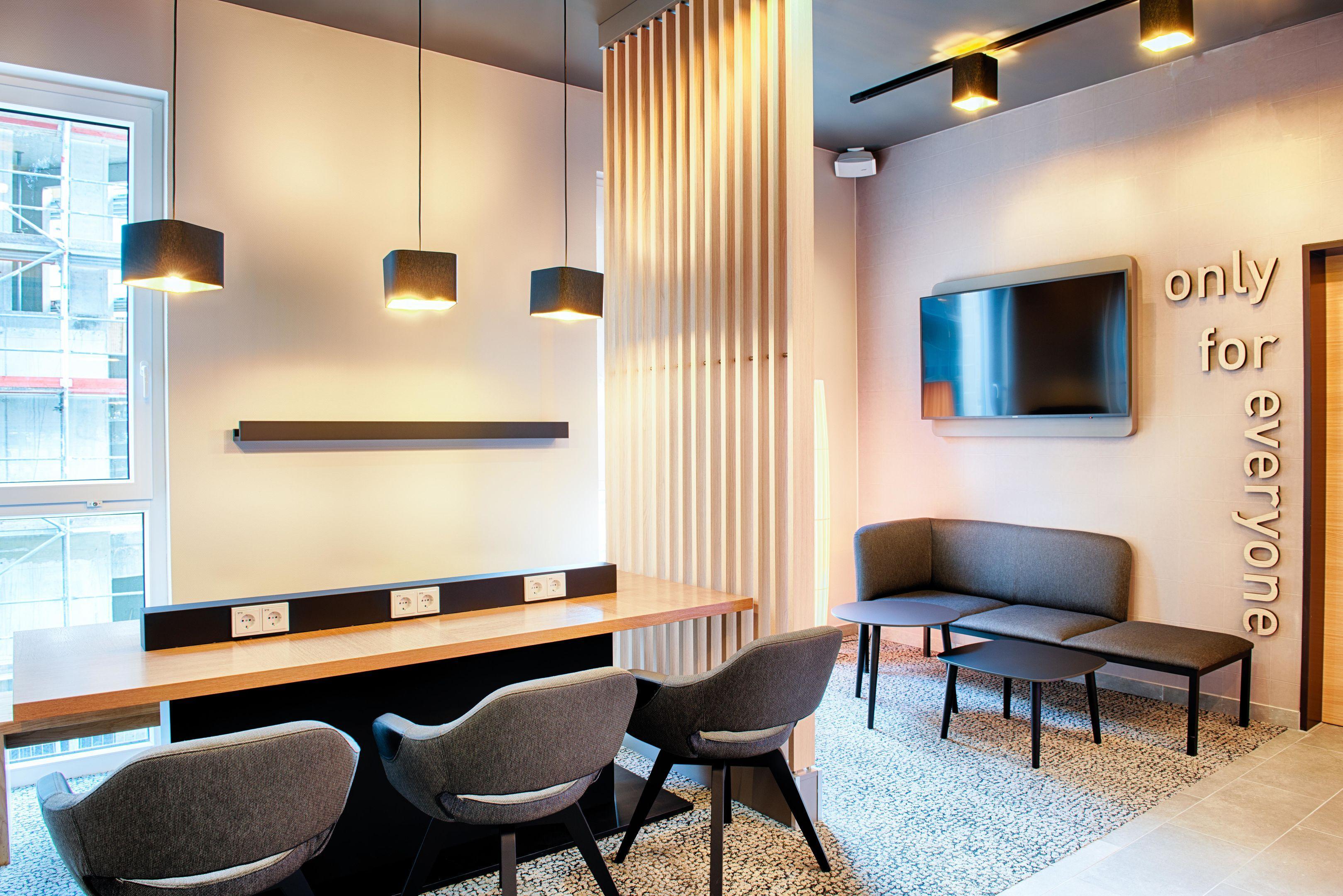 B&B Hotel Rostock City-West Extérieur photo
